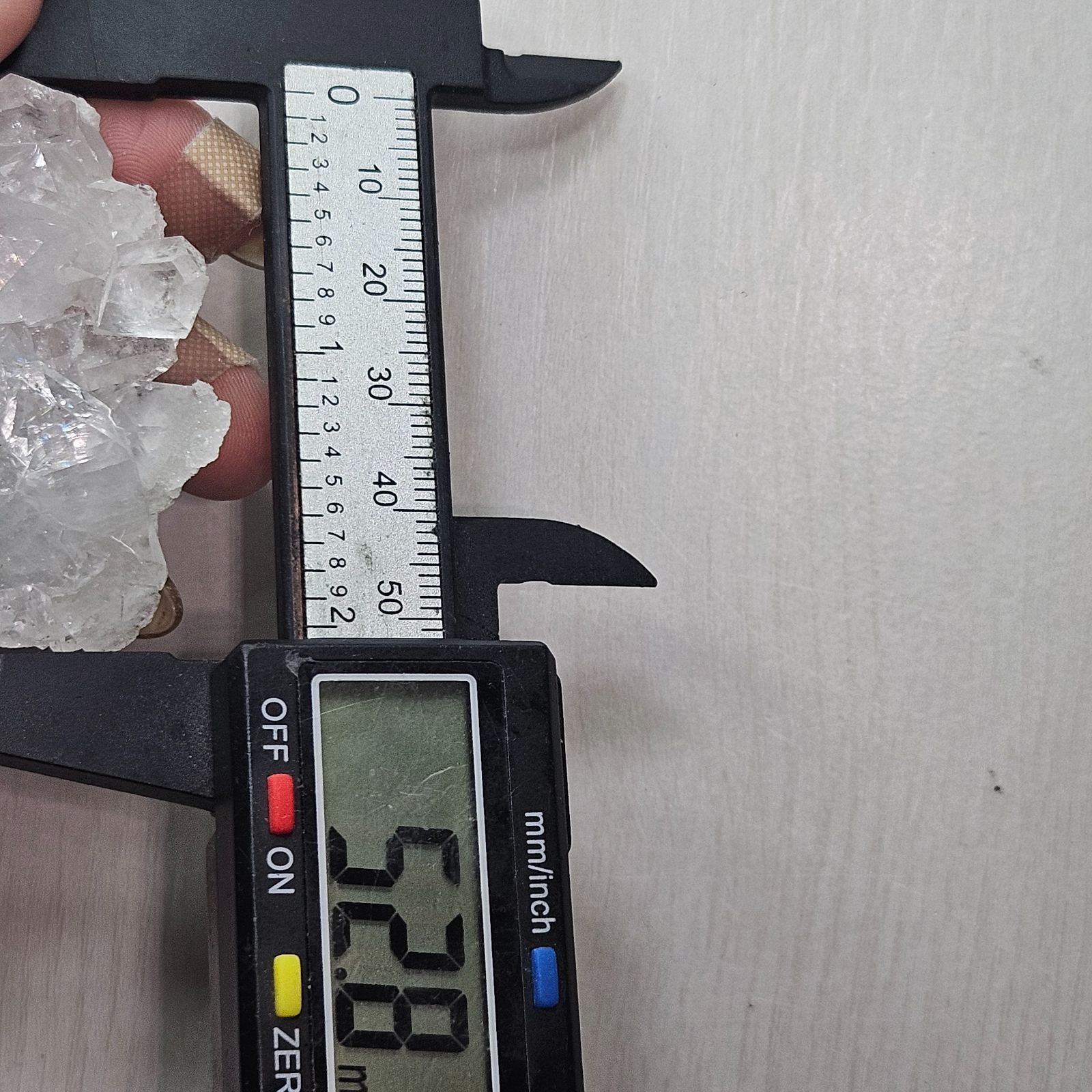 ダイヤモンドアポフィライト 原石