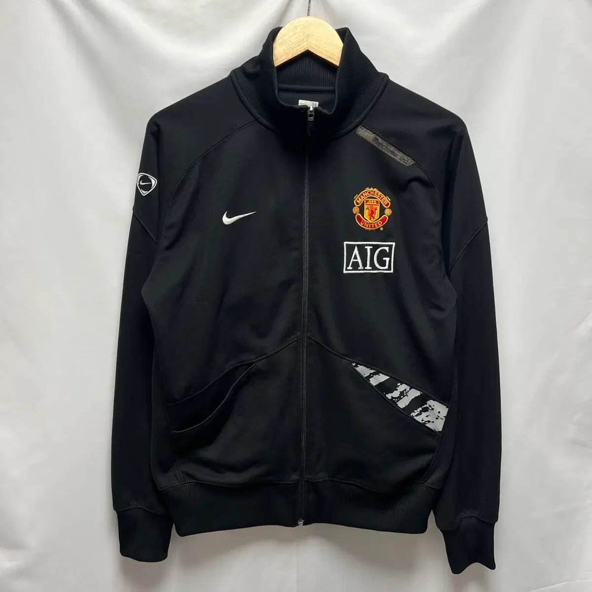 【レア】Nike マンチェスター・ユナイテッド ジャージ M 黒 正規品/M NIKE マンチェスター・ユナイテッドFC 07-08 AIG トレーナー