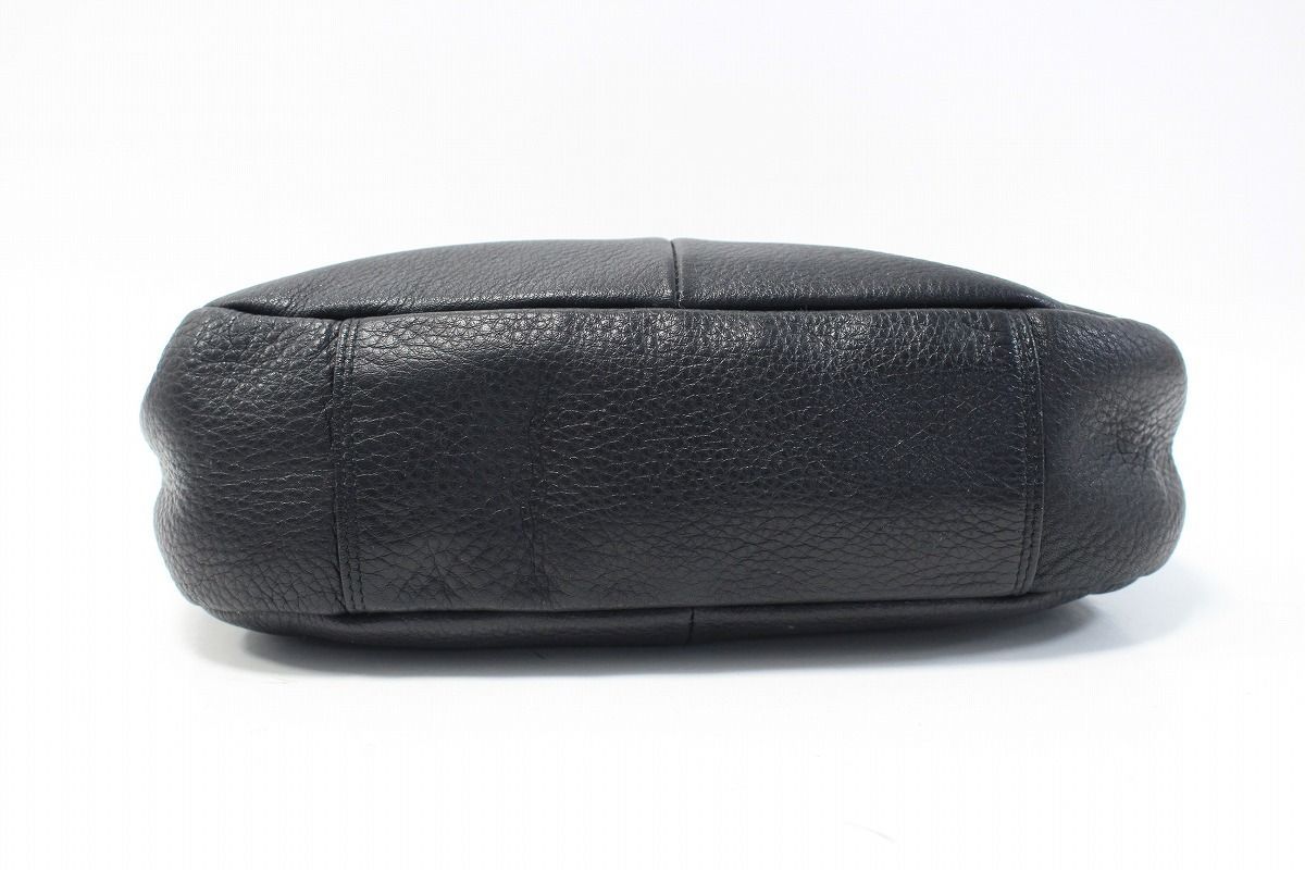 im product イッセイミヤケ ショルダーバッグ ブラック 2-M109/1/080 