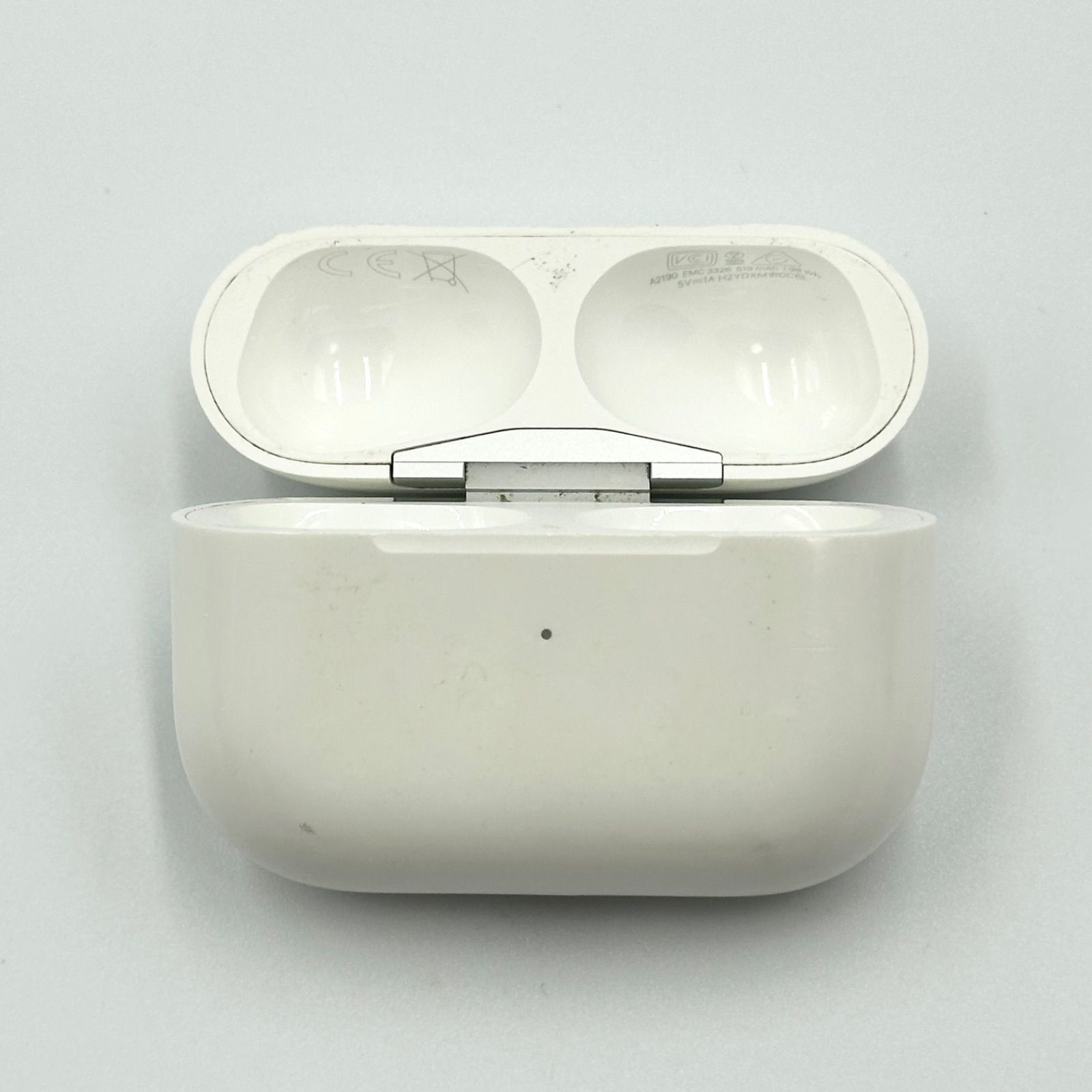Apple♡AirPodsPro第1世代A2190充電ケースのみ純正品匿名発送 正規品】AirPods Pro 第1世代/A2190/充電ケースのみ！ (1) : 中古
