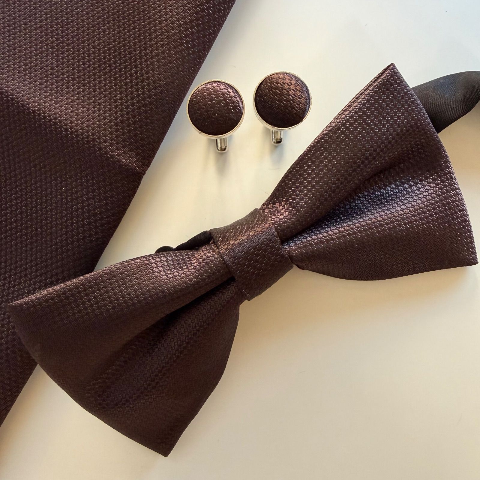 ④-1 蝶ネクタイ ポケットチーフ カフス3点セット - メルカリ