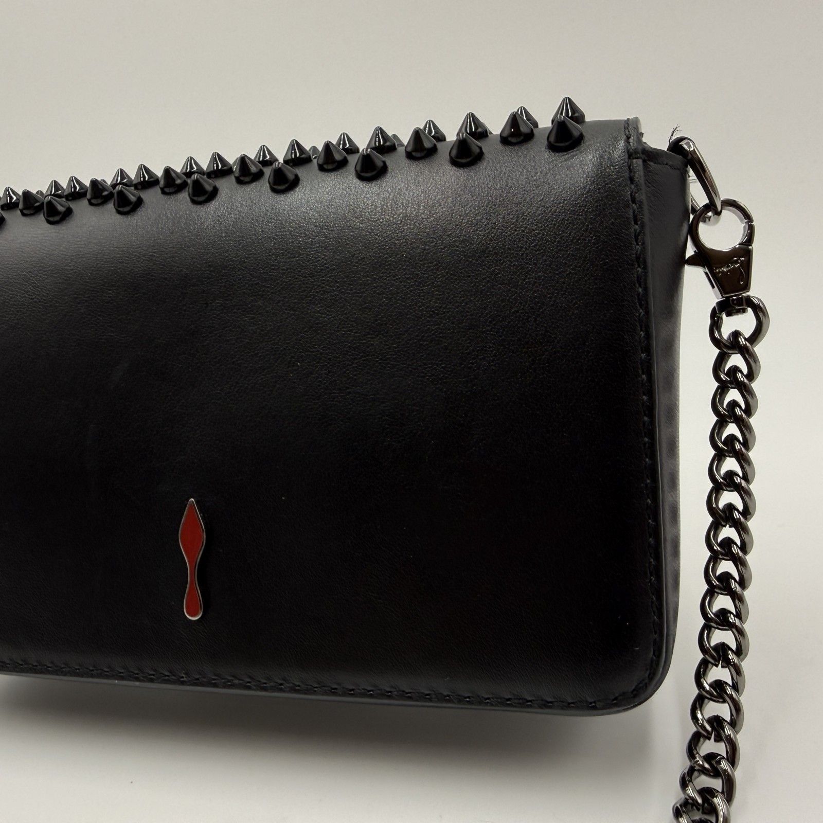 CHRISTIAN LOUBOUTIN（クリスチャン ルブタン）スパイク レザー