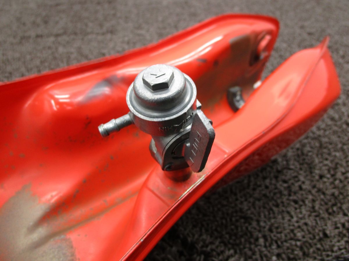 TLM50 ガソリンタンク フューエルコック タンクキャップ □B1626！AD07