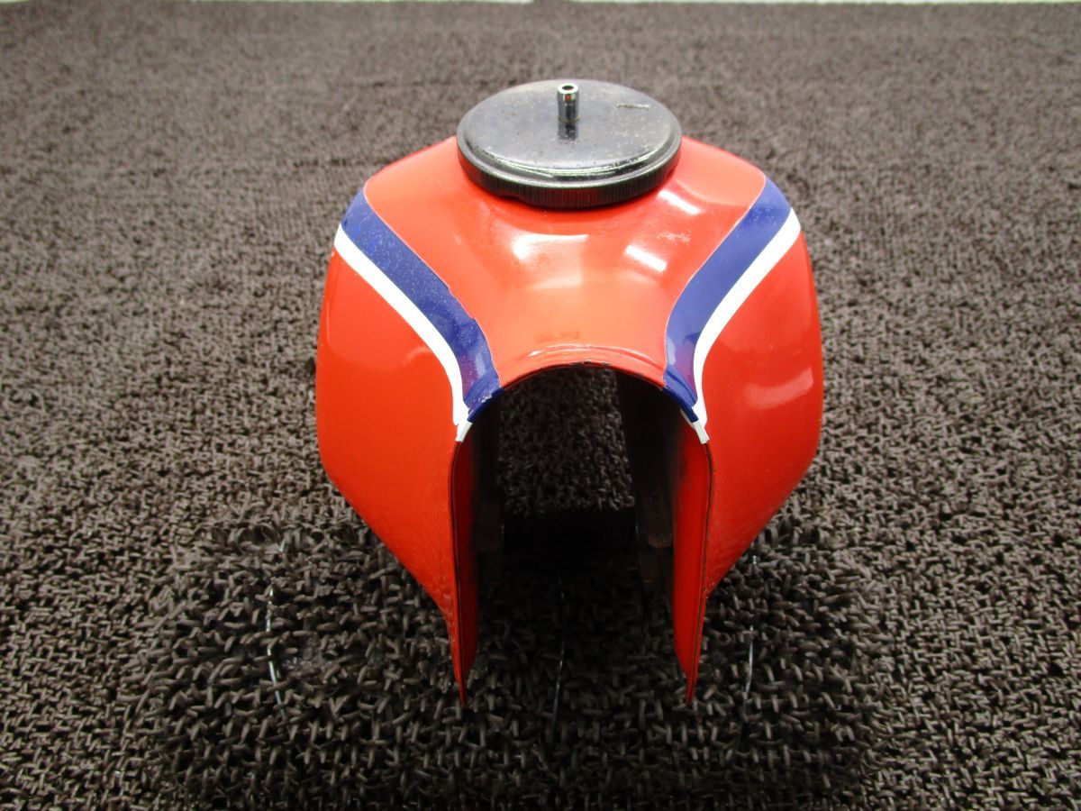 TLM50 ガソリンタンク フューエルコック タンクキャップ □B1626！AD07