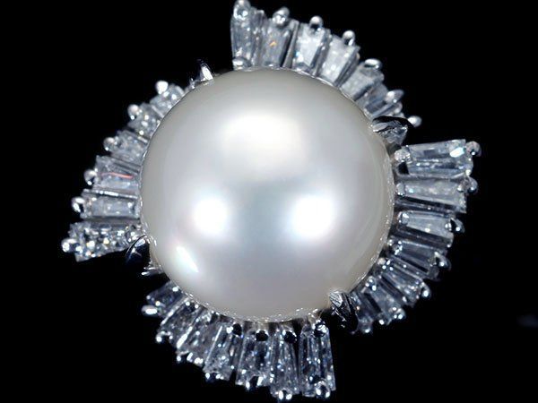 ジュエリー極】美しい照り艶！極上アコヤ真珠10.9mm珠＆バケット天然