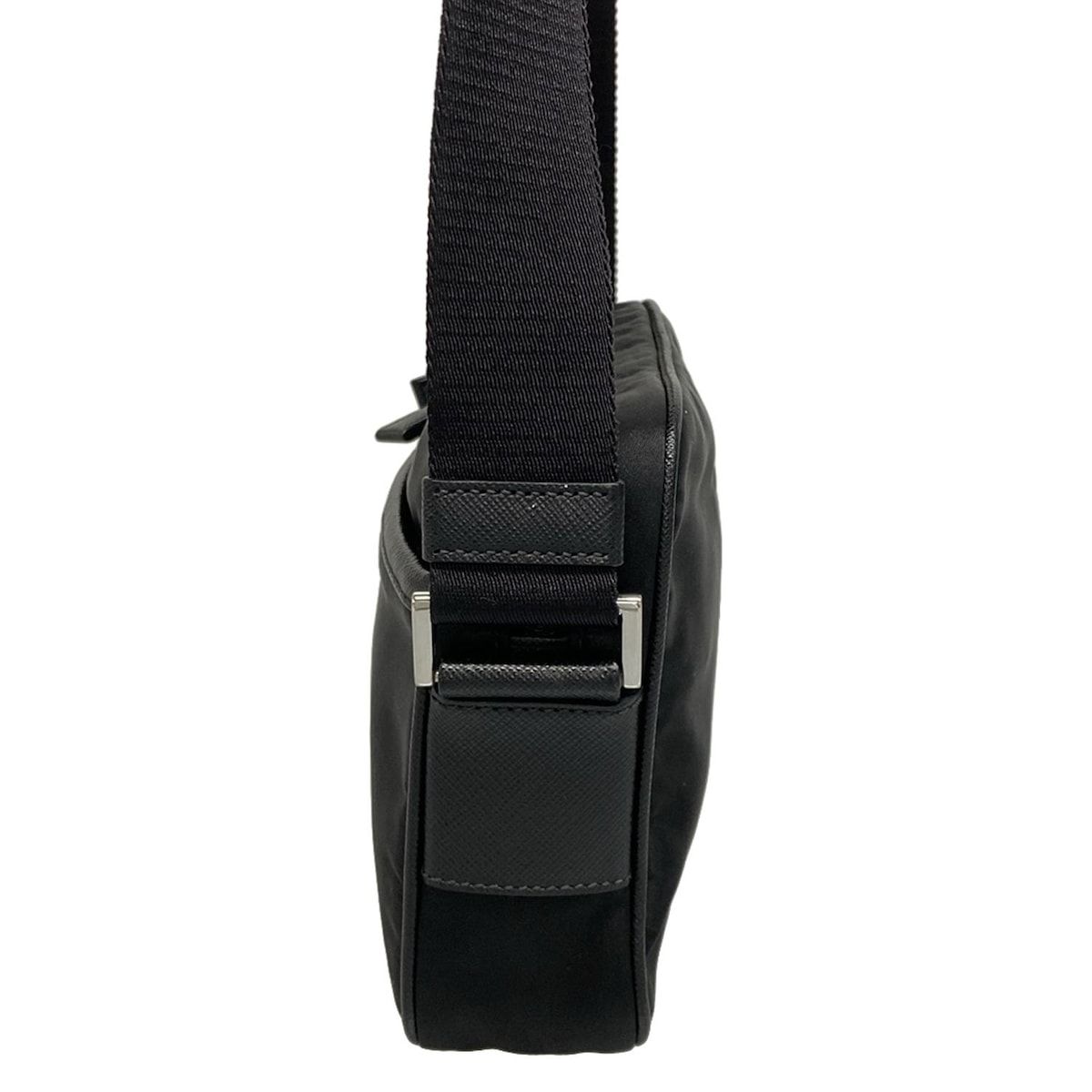 PRADA(プラダ) ショルダーバッグ - 2VH144 黒 Re-Nylon レザー - メルカリ