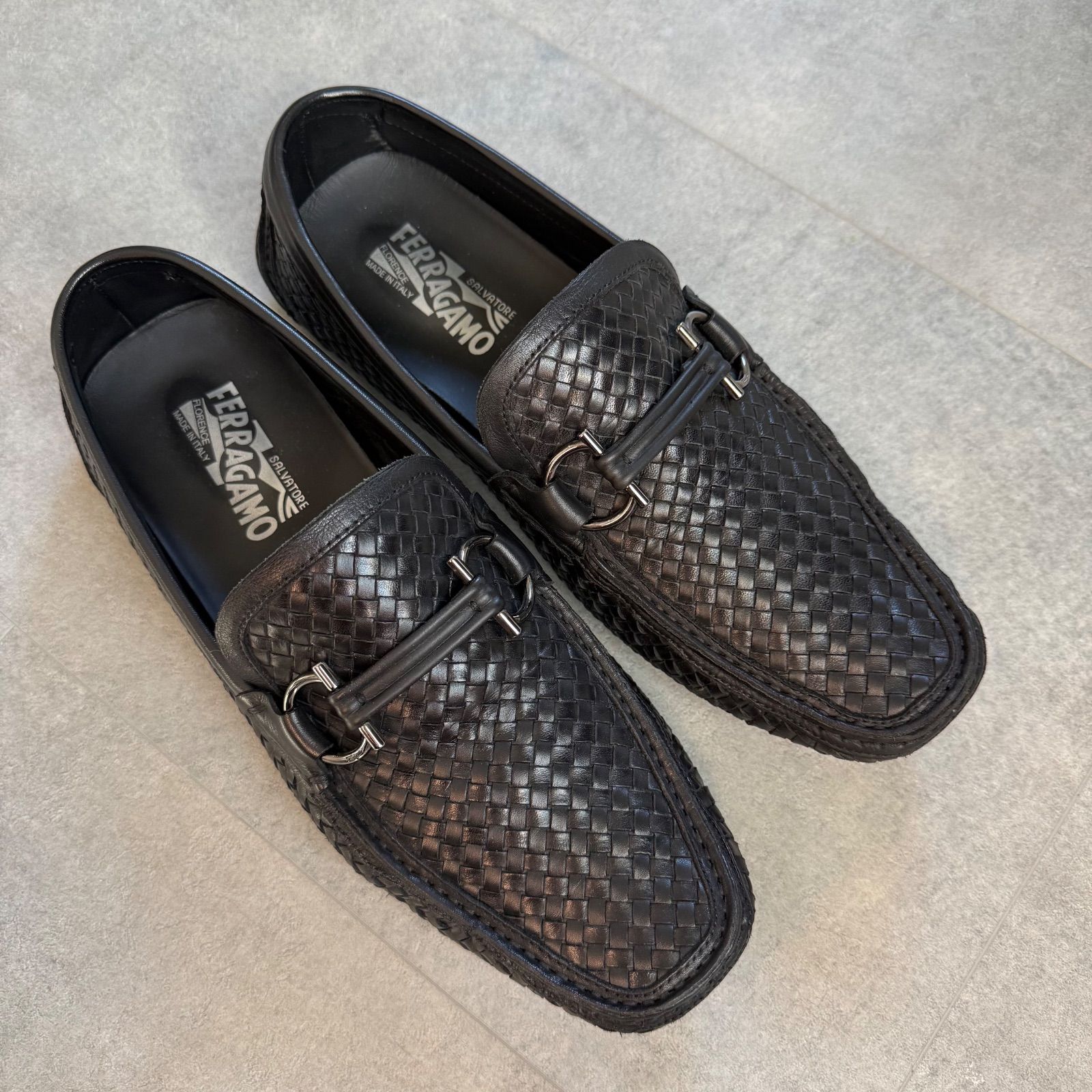 美品 SalvatoreFerragamo サルヴァトーレフェラガモ ガンチーニ レザー 