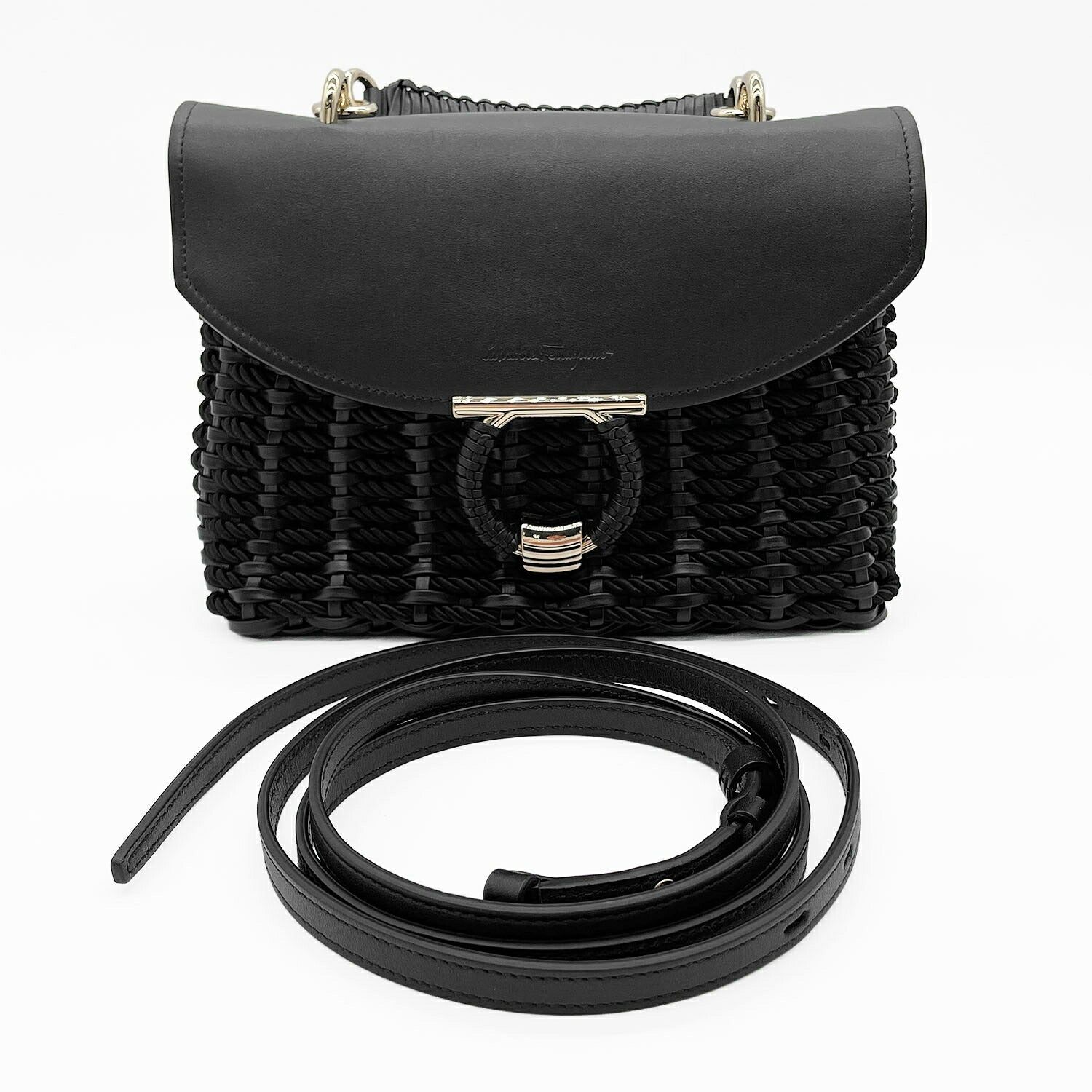 Salvatore Ferragamo フェラガモ マーゴット 2WAYショルダーバッグ