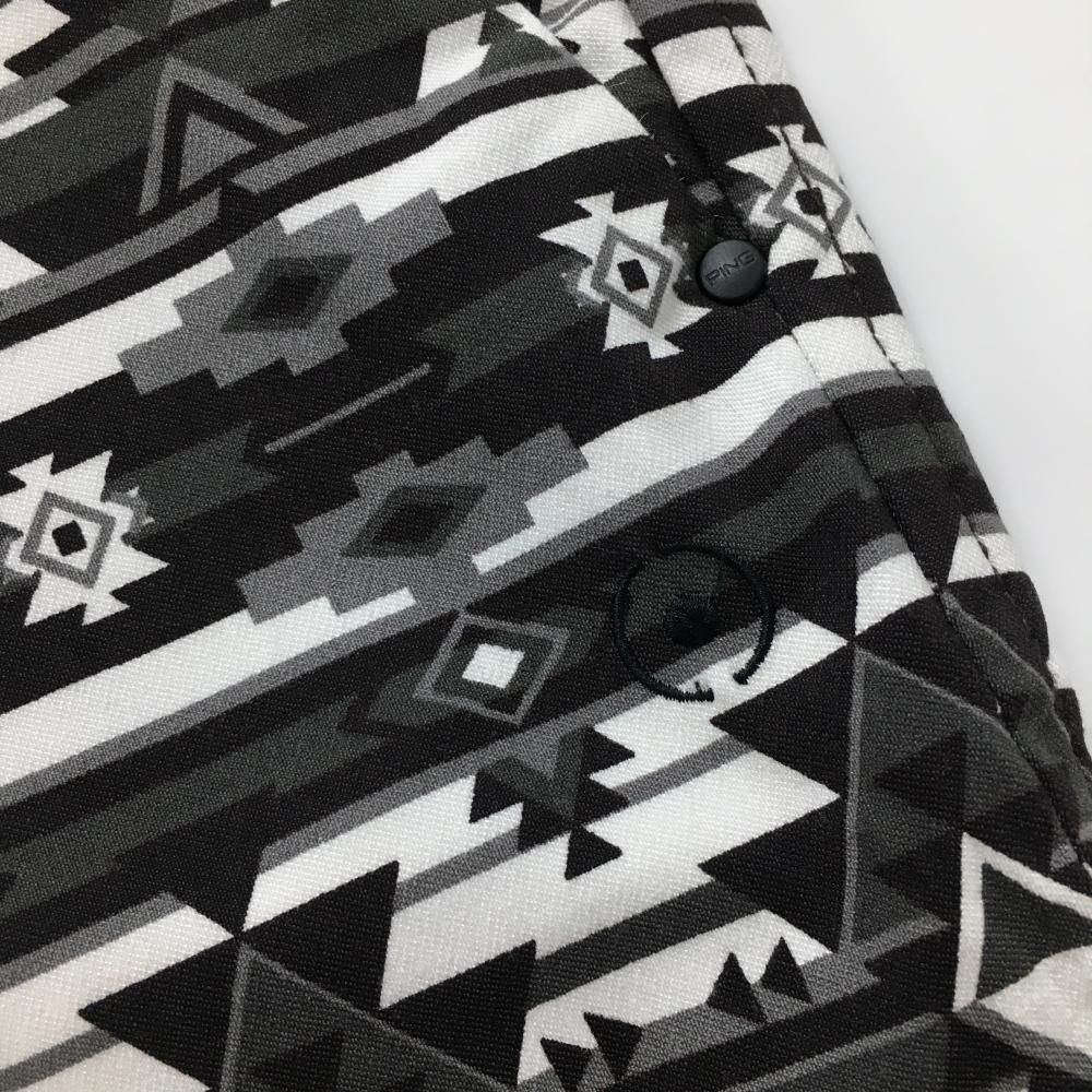 美品】ピン パンツ 白×グレー 幾何学模様 ロゴ刺しゅう メンズ L