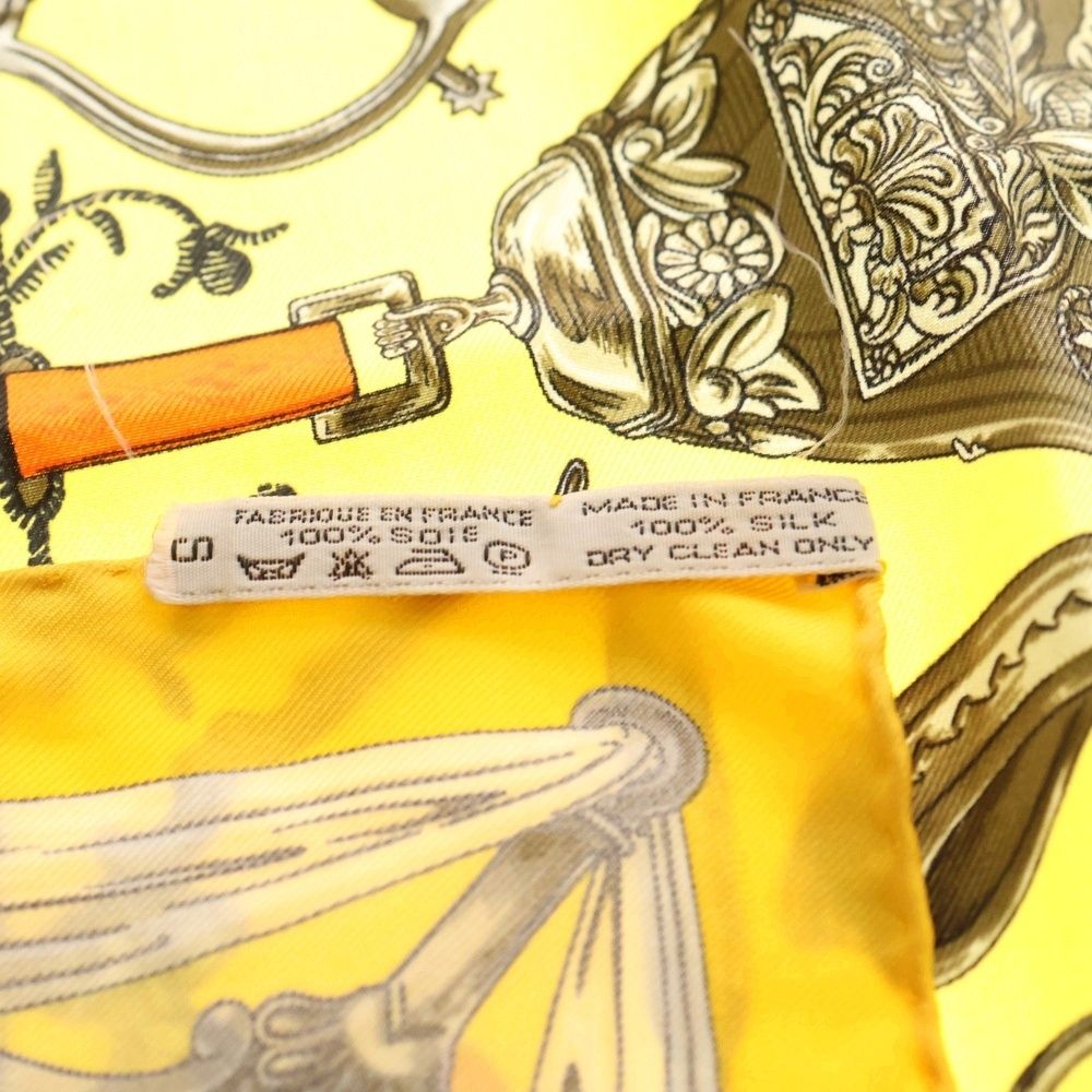 HERMES (エルメス) カレ40 Etriers シルクスカーフ イエロー - メルカリ