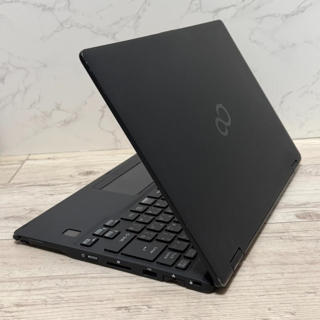 第10世代 core i5 富士通 薄型ノートPC バッテリー良好 Office付き