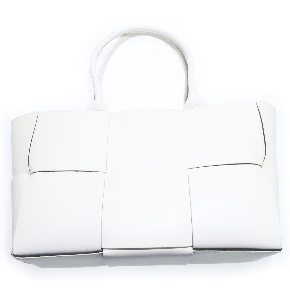 BOTTEGA VENETA (ボッテガヴェネタ) マキシイントレチャート カセット