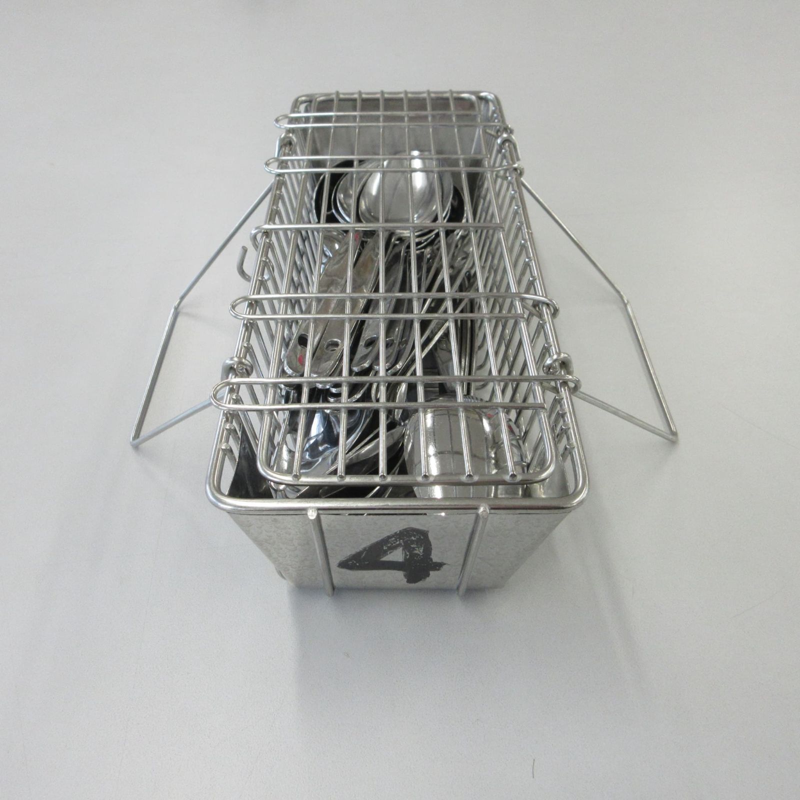 masakitnk0731 ＊学校 給食かご ステンレス 12個セット 配送対応】学校給食 ステンレスかご スプーン セット - メルカリ