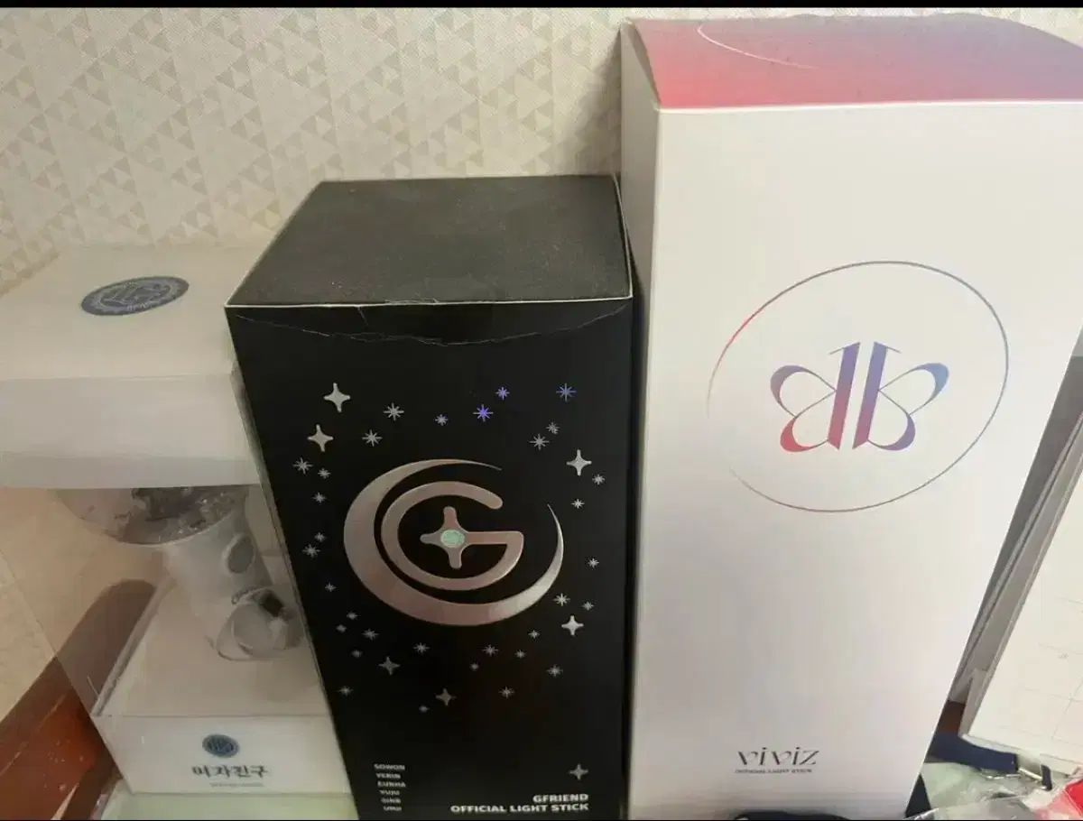 GFRIEND & VIVIZ ペンライト 出品 - メルカリ