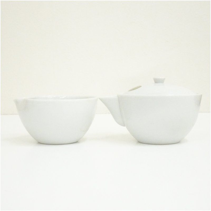 出石焼 陶芸舎製 白磁花彫煎茶器セット（共箱） 茶道具 おしゃれ