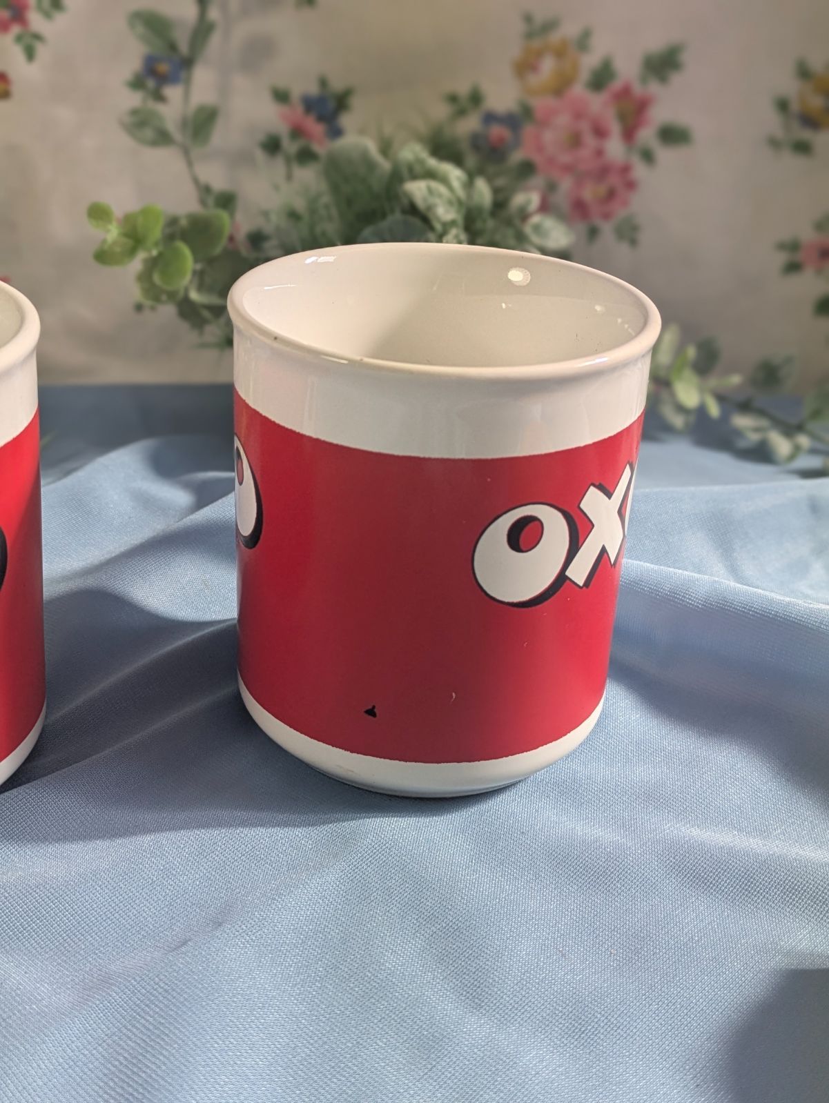 イギリス ヴィンテージ oxo マグカップ ペア 赤 - メルカリ