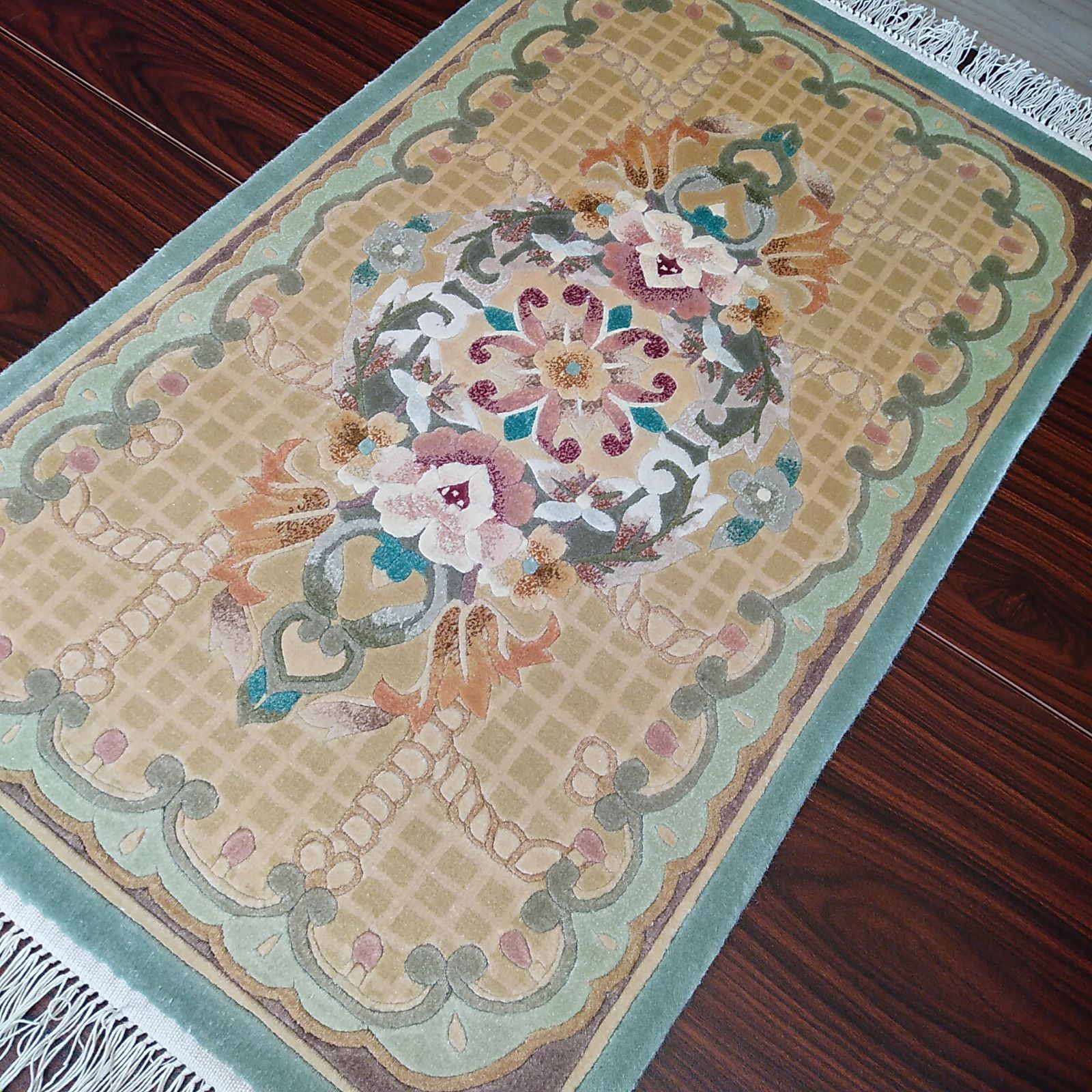 玄関マット 新品 段通 シルク段通 手織りシルク緞通 高級品 小さい