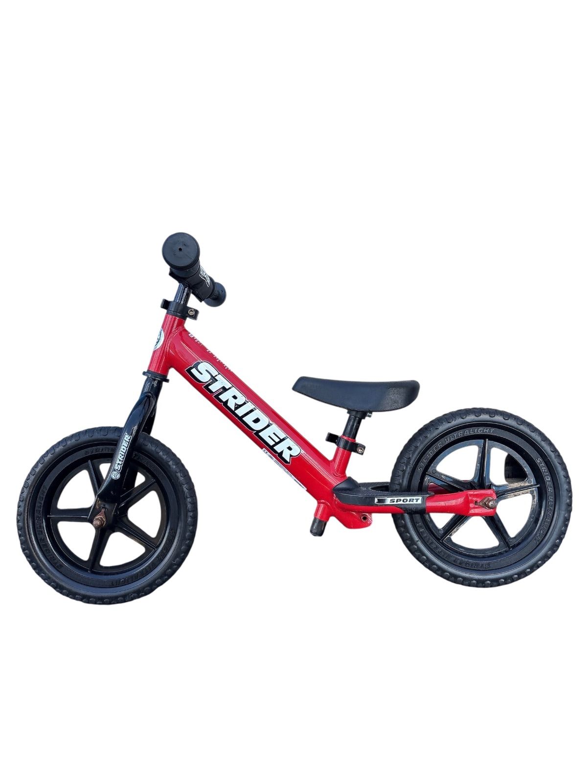 E*i様 美品ストライダー12インチ レッド 赤色 スポーツモデル 日本正規