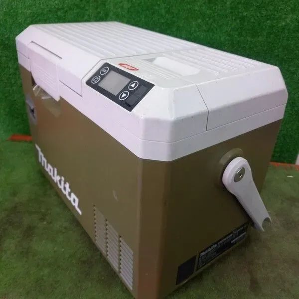 中古】マキタ CW003GZO 充電式保冷温庫【野田愛宕店】 - メルカリ