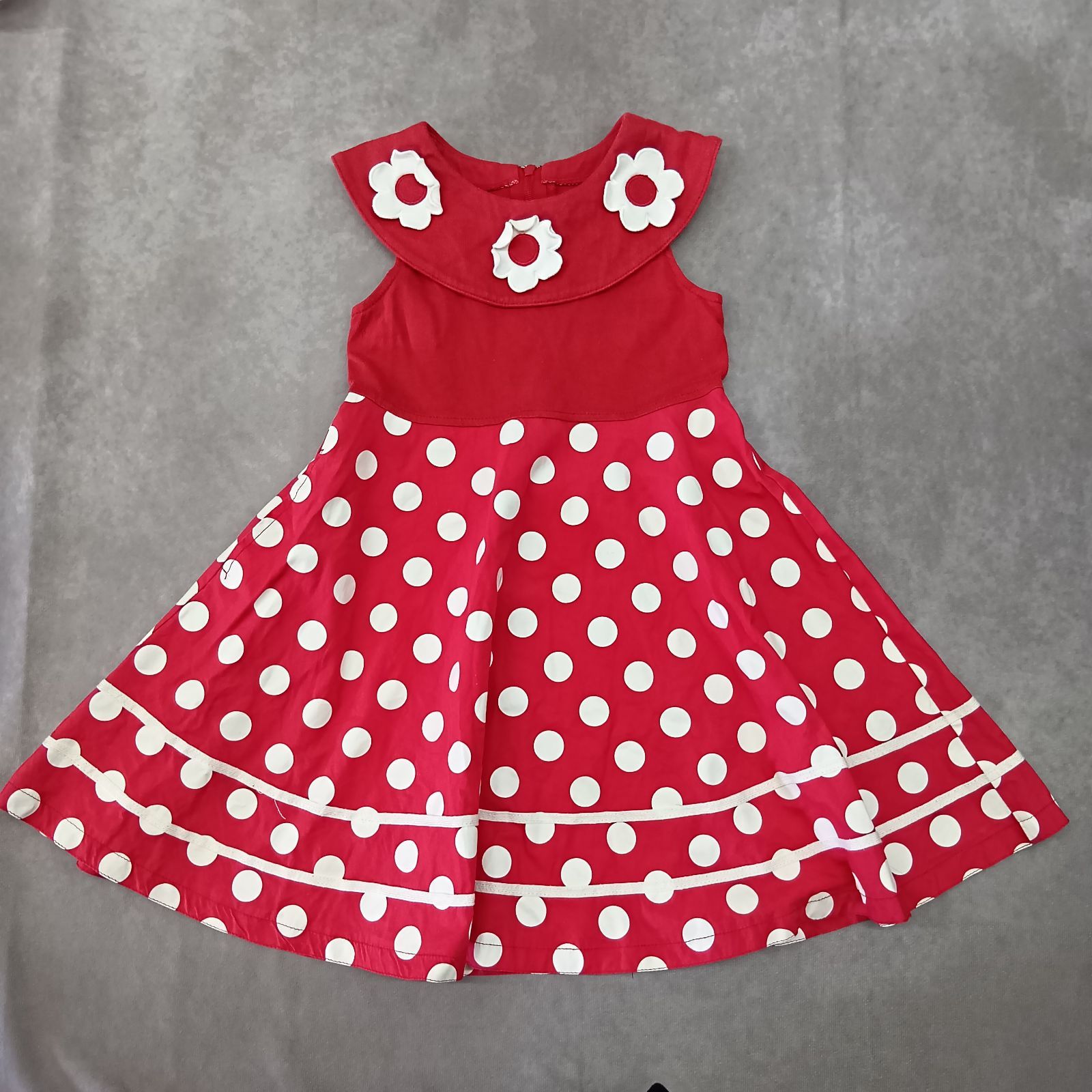 Shirley Temple シャーリーテンプル ワンピース 水玉模様 花ワッペン