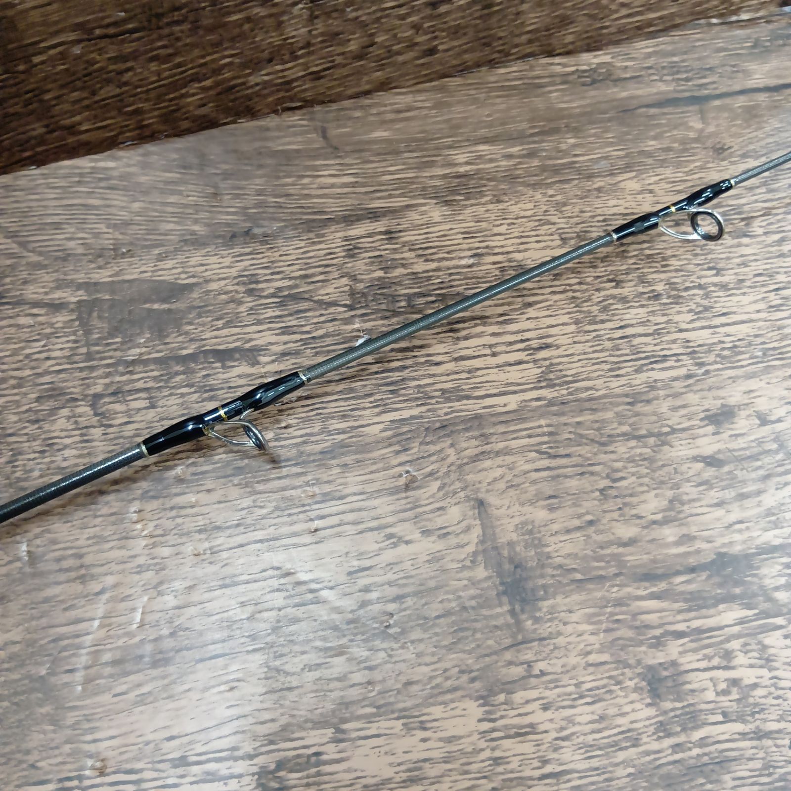 エクスプロージョン 805