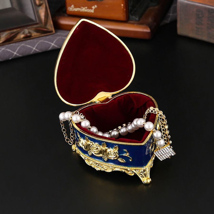 新品未使用 欧風アンティーク金属製ジュエリーボックス 精巧個性的宝石