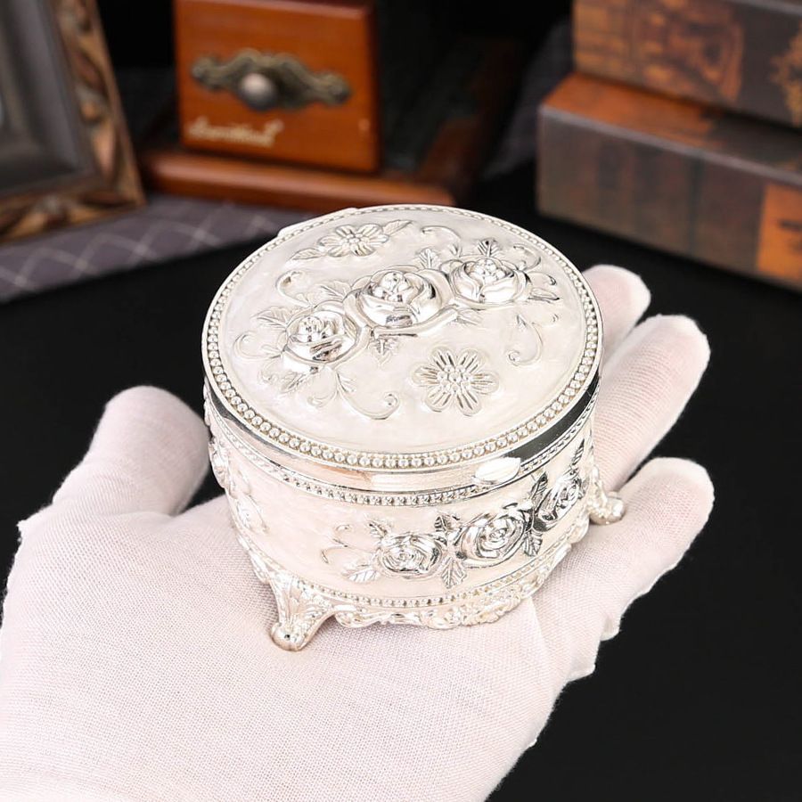 新品未使用 欧風アンティークハイクラスジュエリーボックス 精巧花形