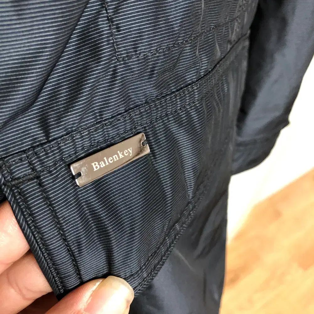 バレンシアガ メンズ ジップアップ ジャケット 95M@9937 BALENCIAGAバレンシアガ『ナイロンジップアップジャケット sizeL