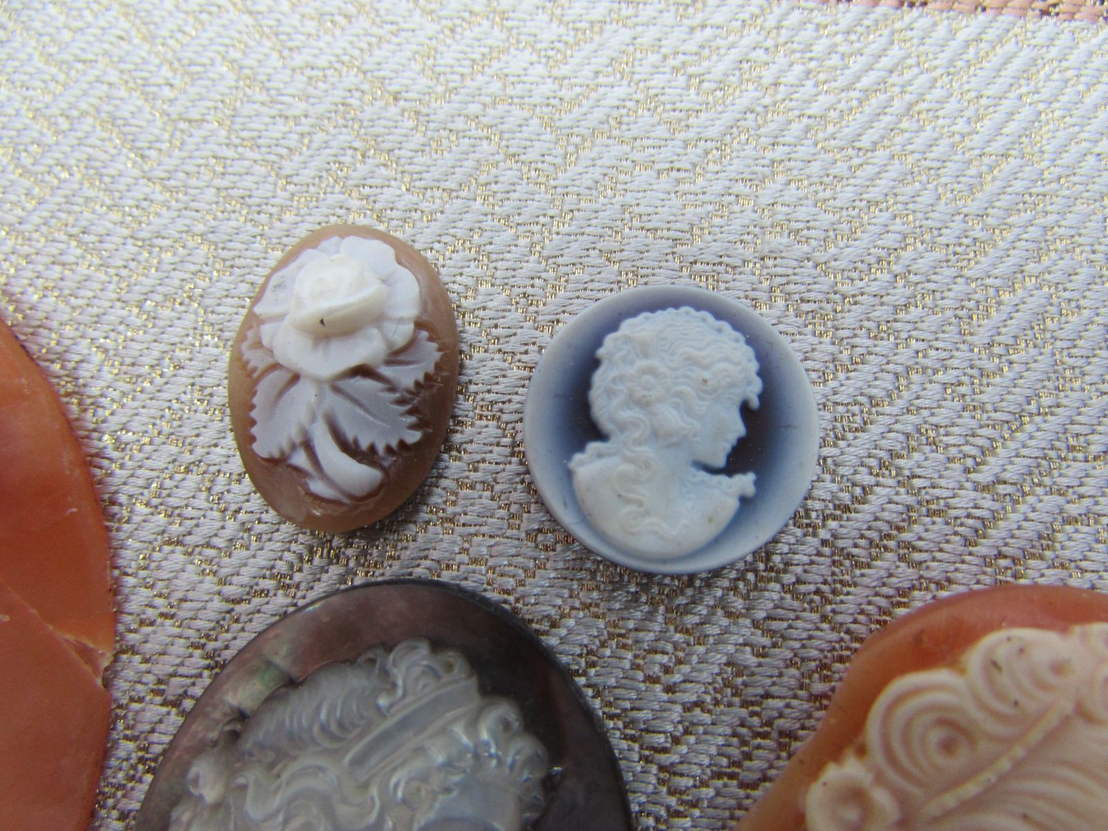 現状品 シェルカメオ 裸石 ルース 貴婦人 女性 横顔 花 楕円 オーバル