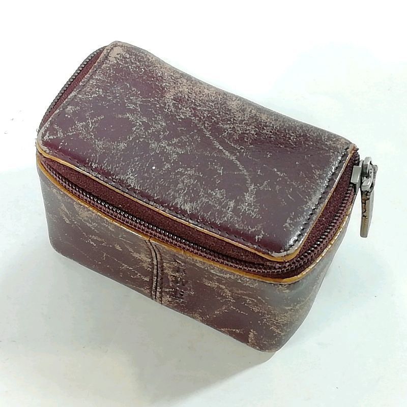 中古】LOEWE ロエベ 小物入れ ミニポーチ エンジ系×レザー - メルカリ