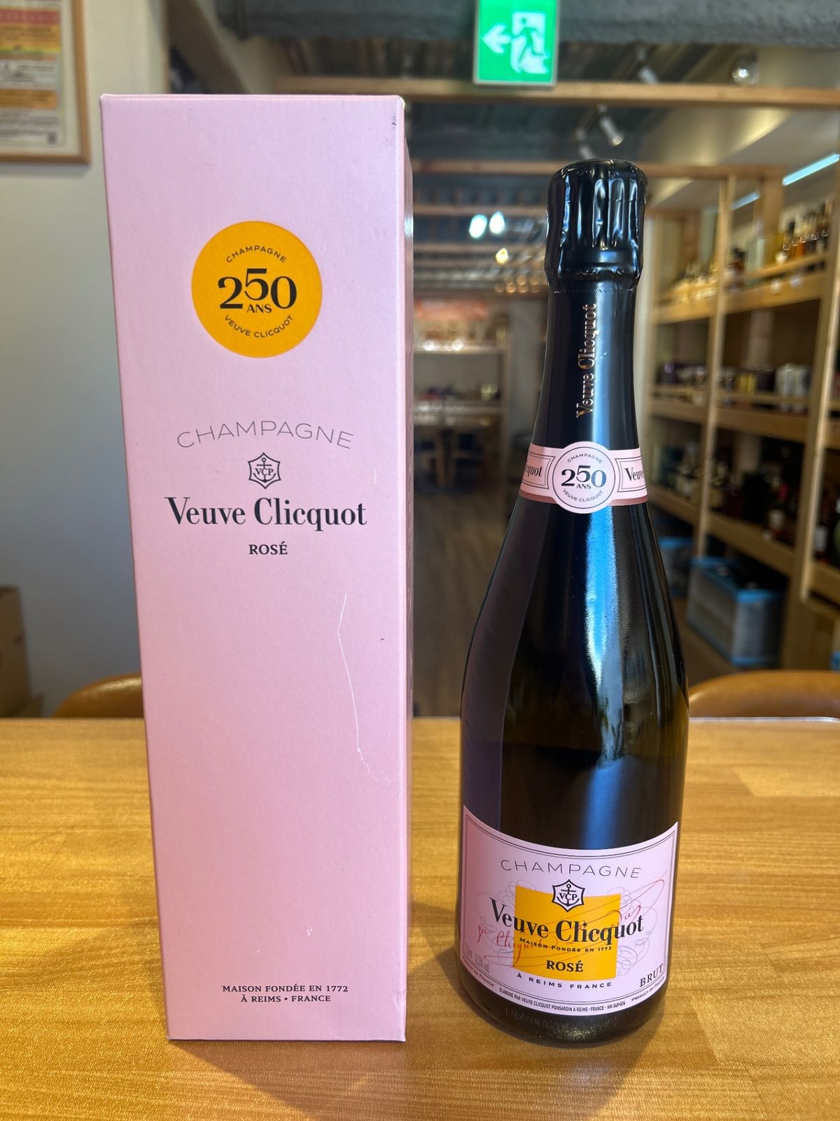 新品】ヴーヴ・クリコ ローズラベルNV ロゼ泡 750ml - メルカリ