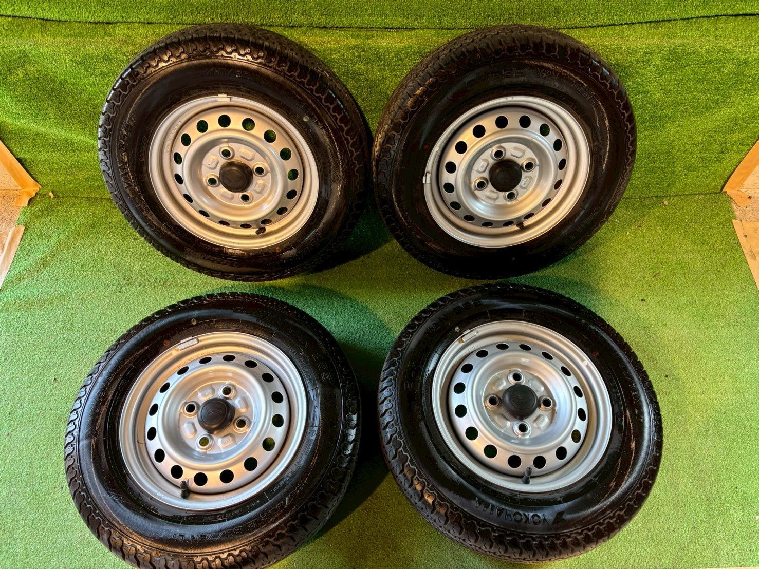 ☆ダイハツ ハイゼットトラック S510P ノーマルタイヤスチールホイール