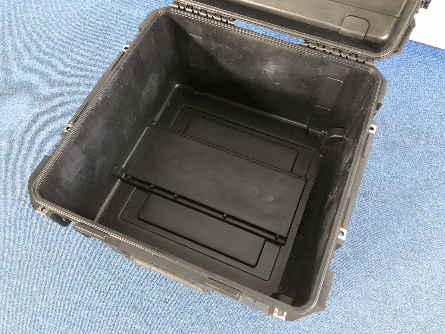 米軍　USA製　SKB ミリタリー ハードケース　ブラック　② Yahoo!オークション -「skb ハードケース」の落札相場・落札価格
