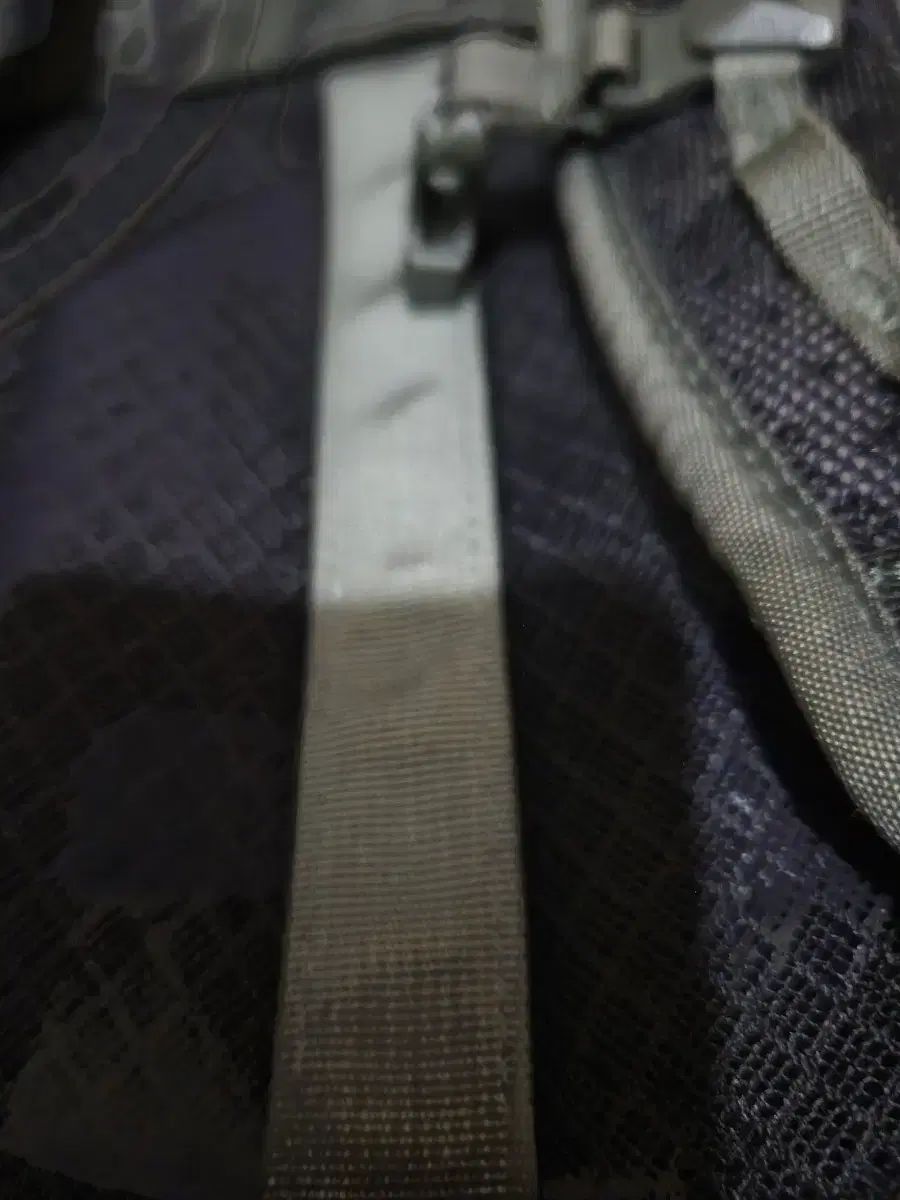 スーリー サブテラ