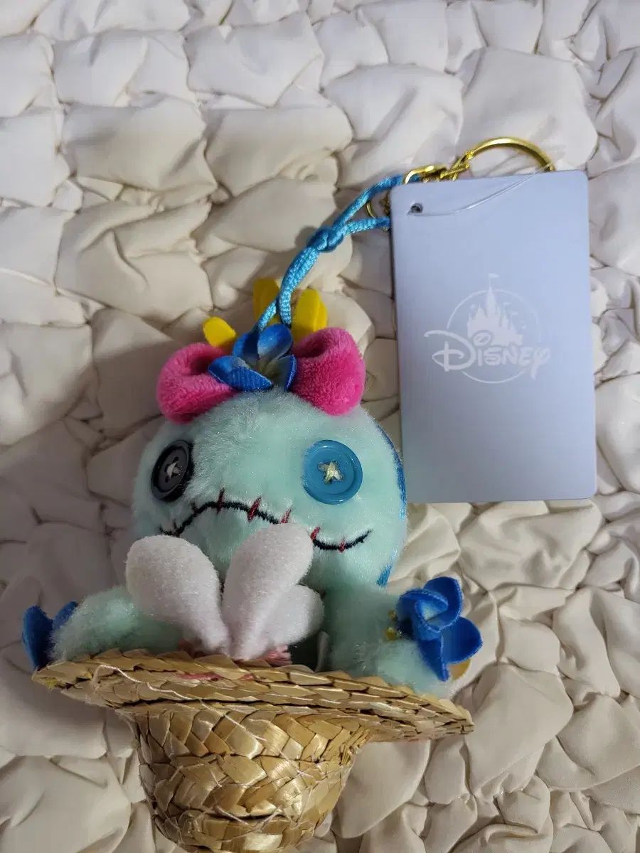 (ディズニー STORE 正規品)(新品)リロ・アンド・スティッチ スクルムプ 麦わら帽子 キーホルダー