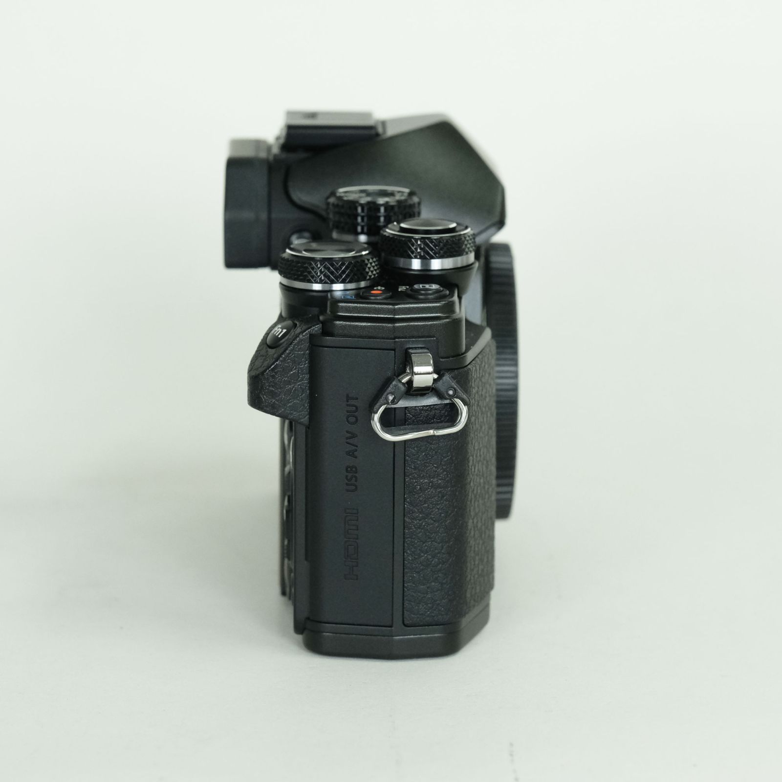 良品 | シャッター数2,608回｜注意事項あり] OLYMPUS OM-D E-M10 Mark