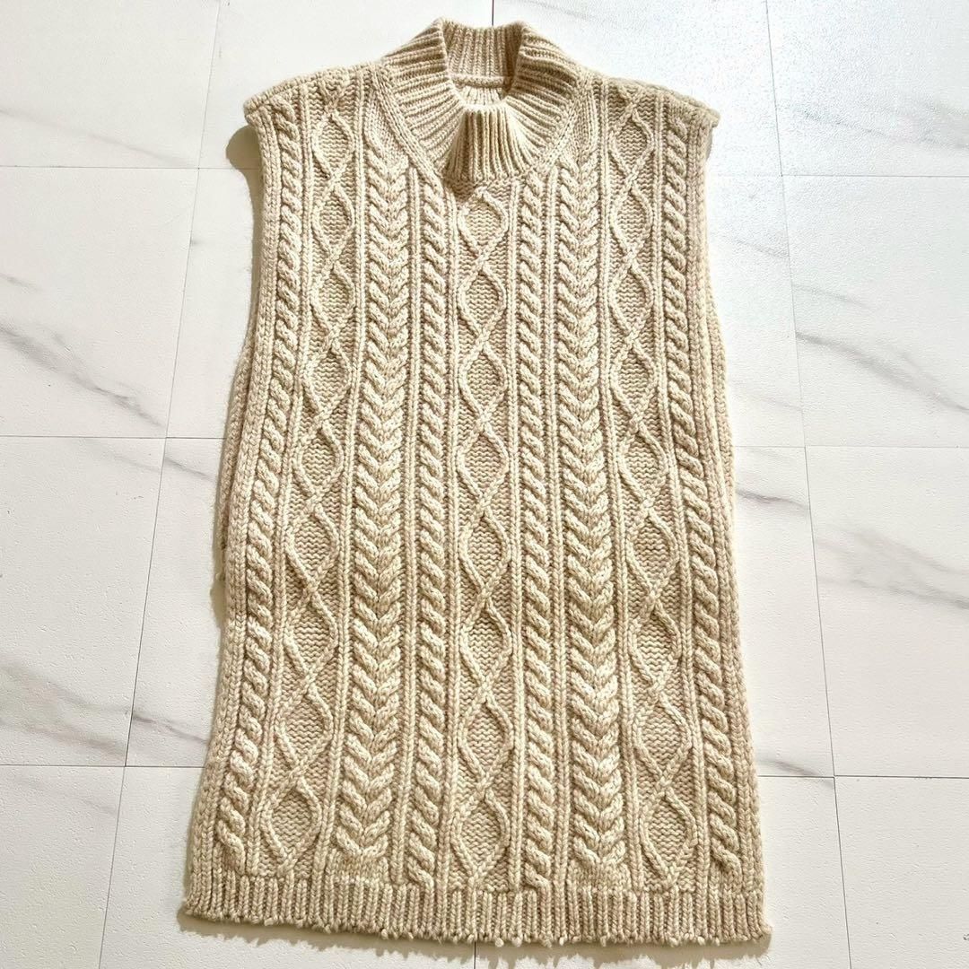 Mint condition MAISON MARGIELA Knit vest