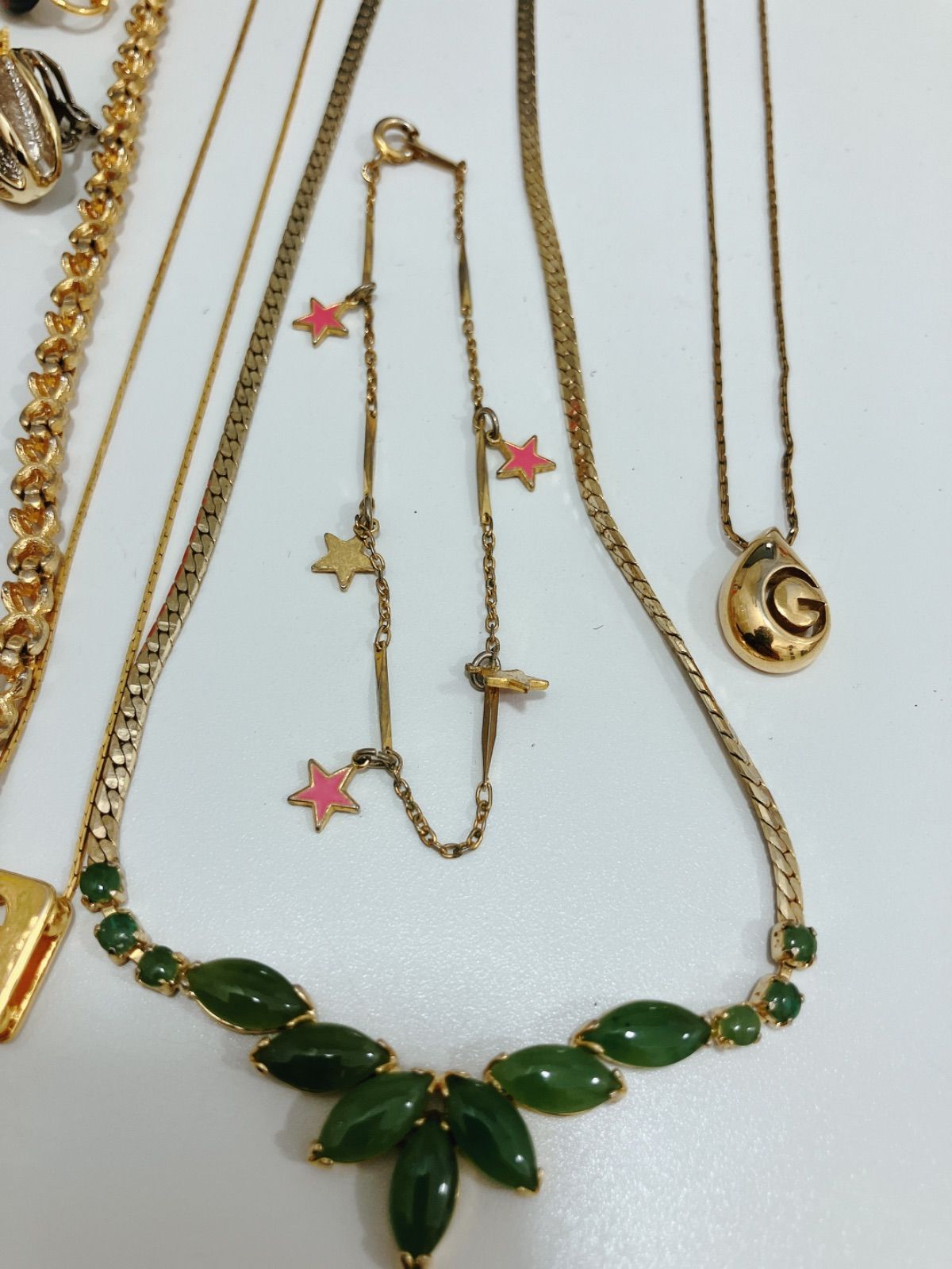 か〇遺品整理 アクセサリー 7 ジバンシー入り - メルカリ