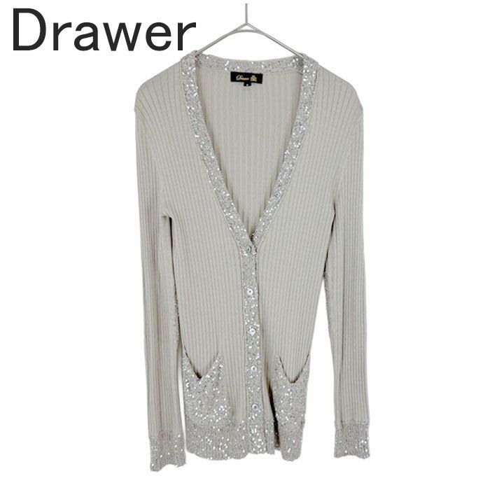 Drawer（ドゥロワー）の「Drawer 7G畦編みVネックカーディガン（カーディガン/ボレロ）」 - WEAR 【Drawer】ドゥロワー グレー スパンコール襟 ニットカーディガン 卒入学