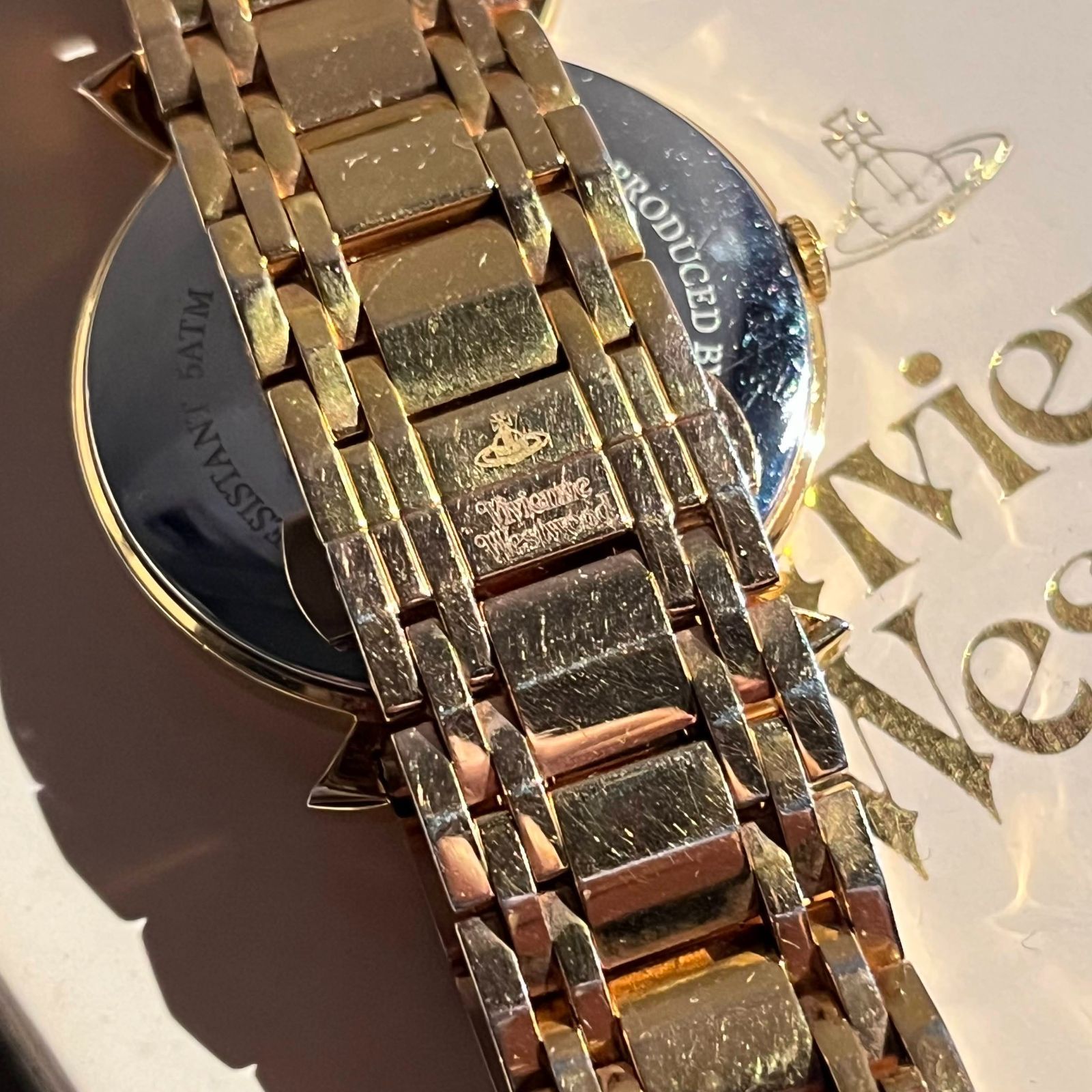 Vivienne Westwood オーブデザイン 腕時計 ゴールド クォーツ