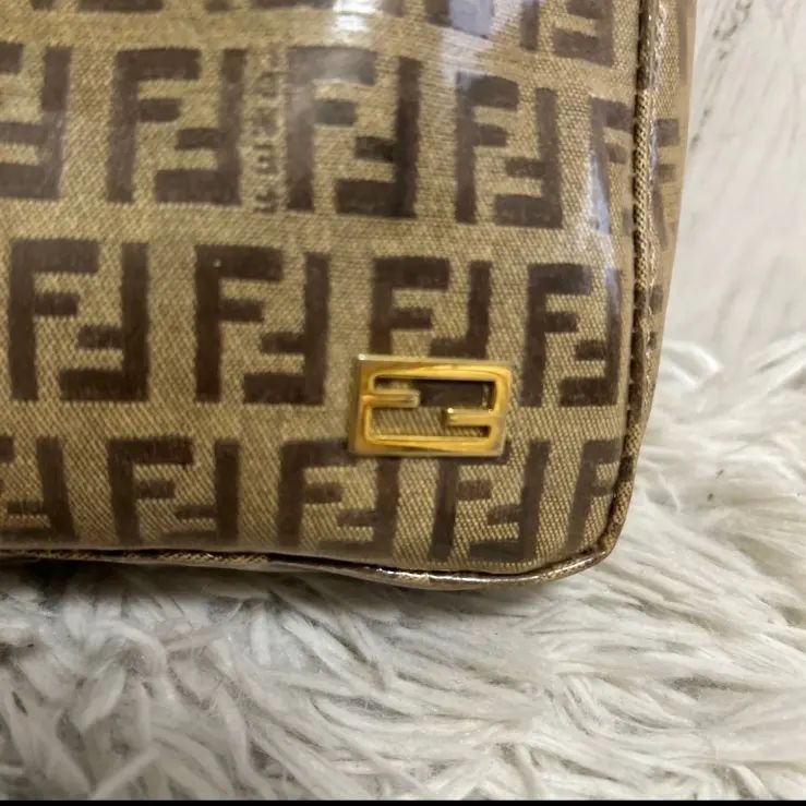 FENDI フェンディ ズッカ柄 ハンドバッグ アクセサリーポーチ