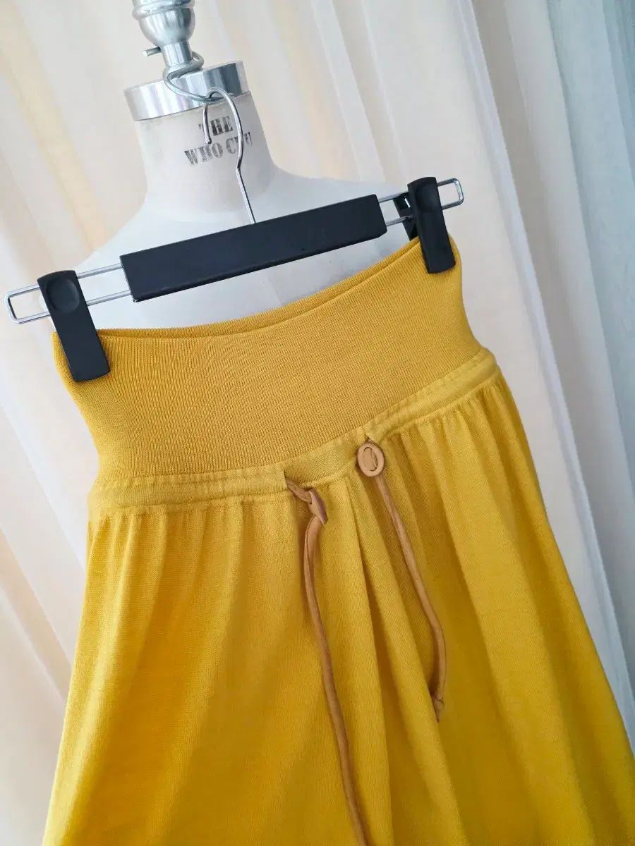 FENDI イエロー ウール バンディング スカート - メルカリ