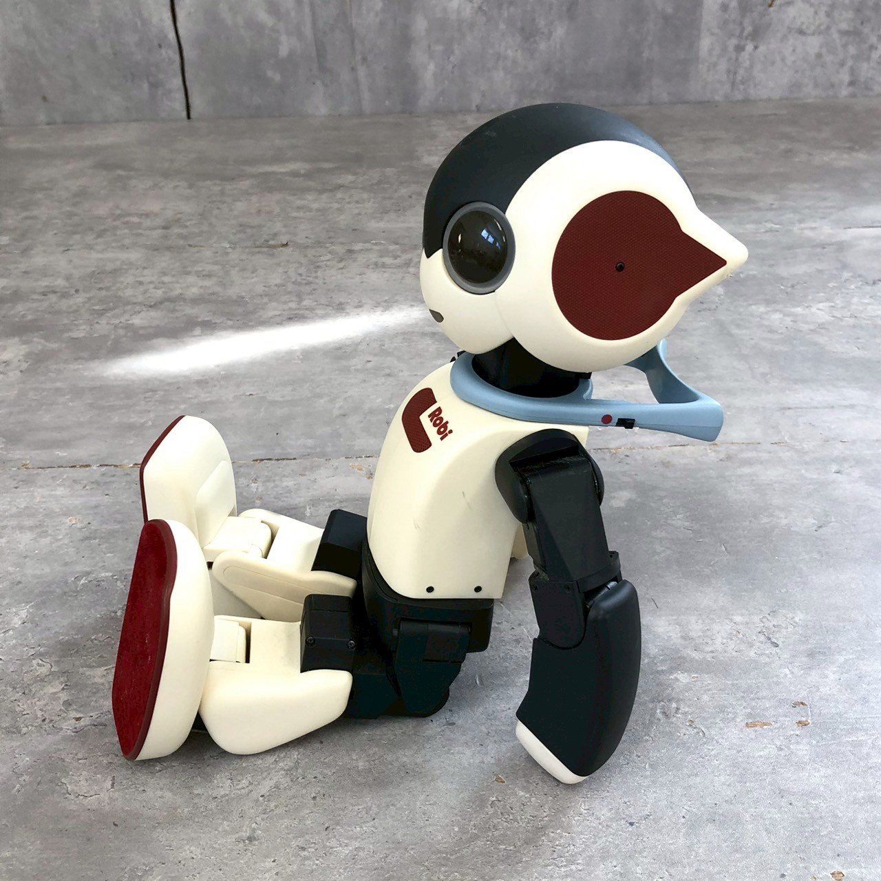 Robi ロビ デアゴスティーニ コミュニケーション ロボット ジャンク
