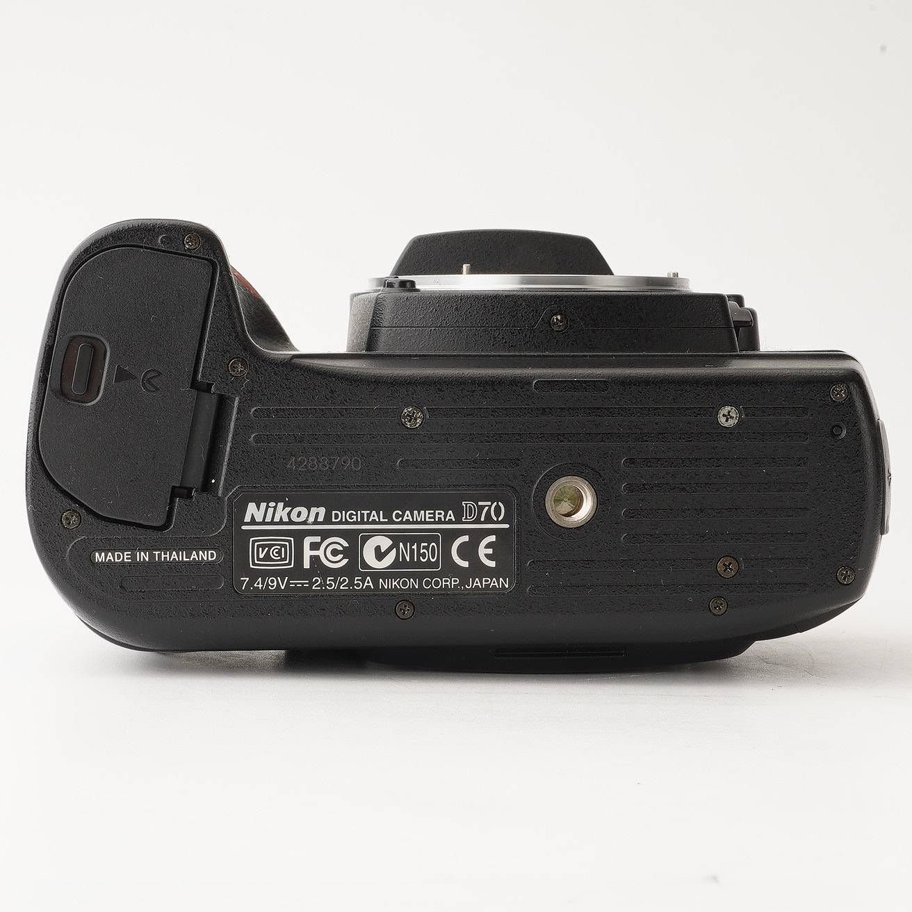 ニコン Nikon D70 ボディ / MS-D70 CR2 ホルダー - メルカリ