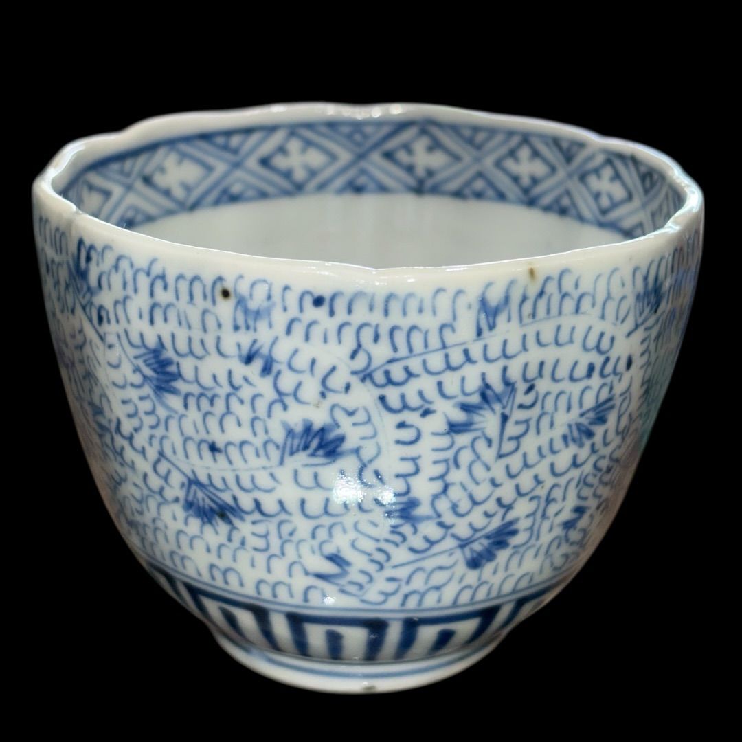 某有名オークション購入品 [四客揃え] 古伊万里染付微塵唐草猪口 無傷