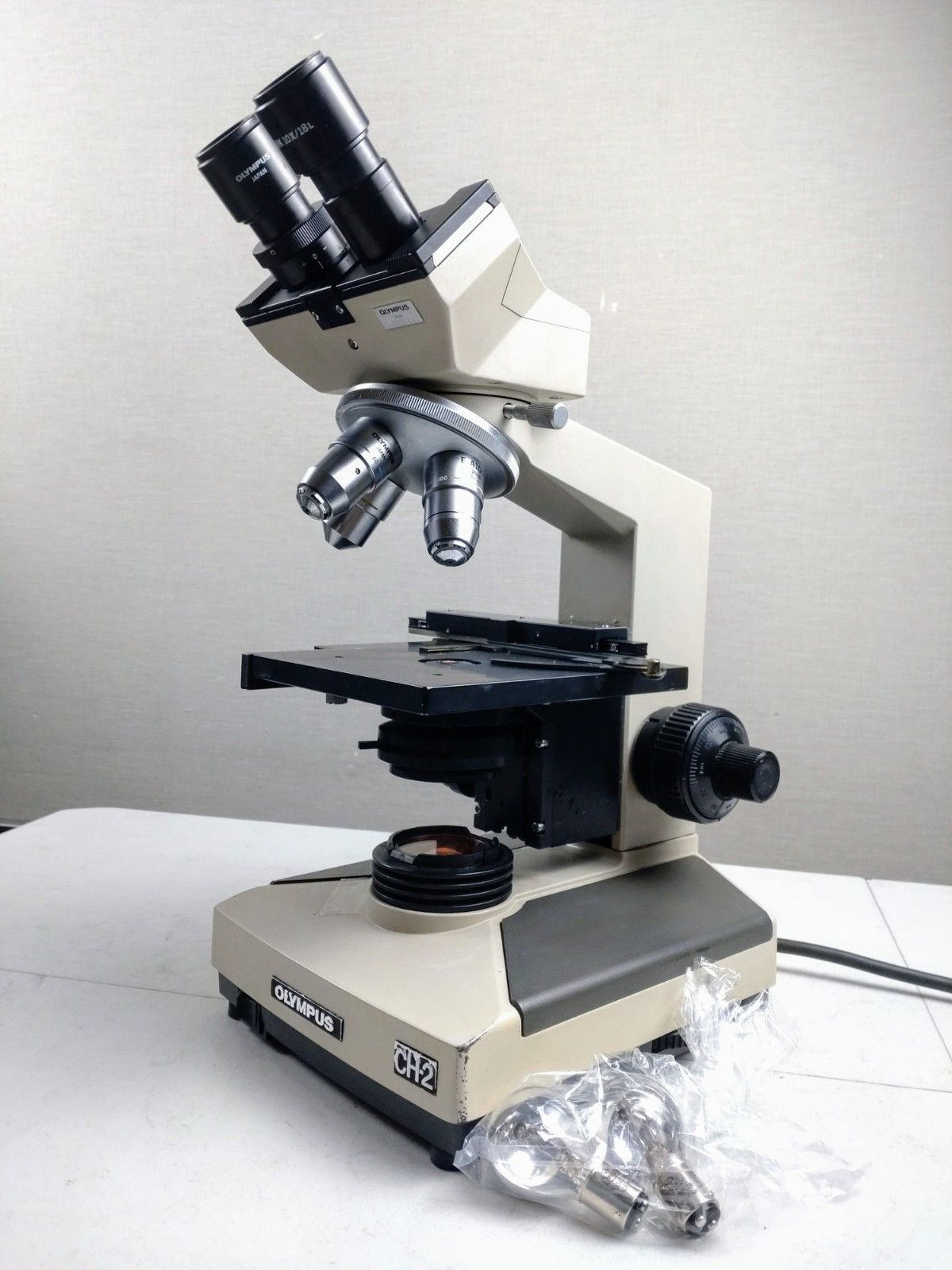 OLYMPUS 双眼生物顕微鏡 CH-2 CHT 【公式通販】