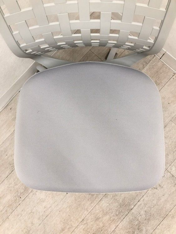 コクヨ モネットチェア