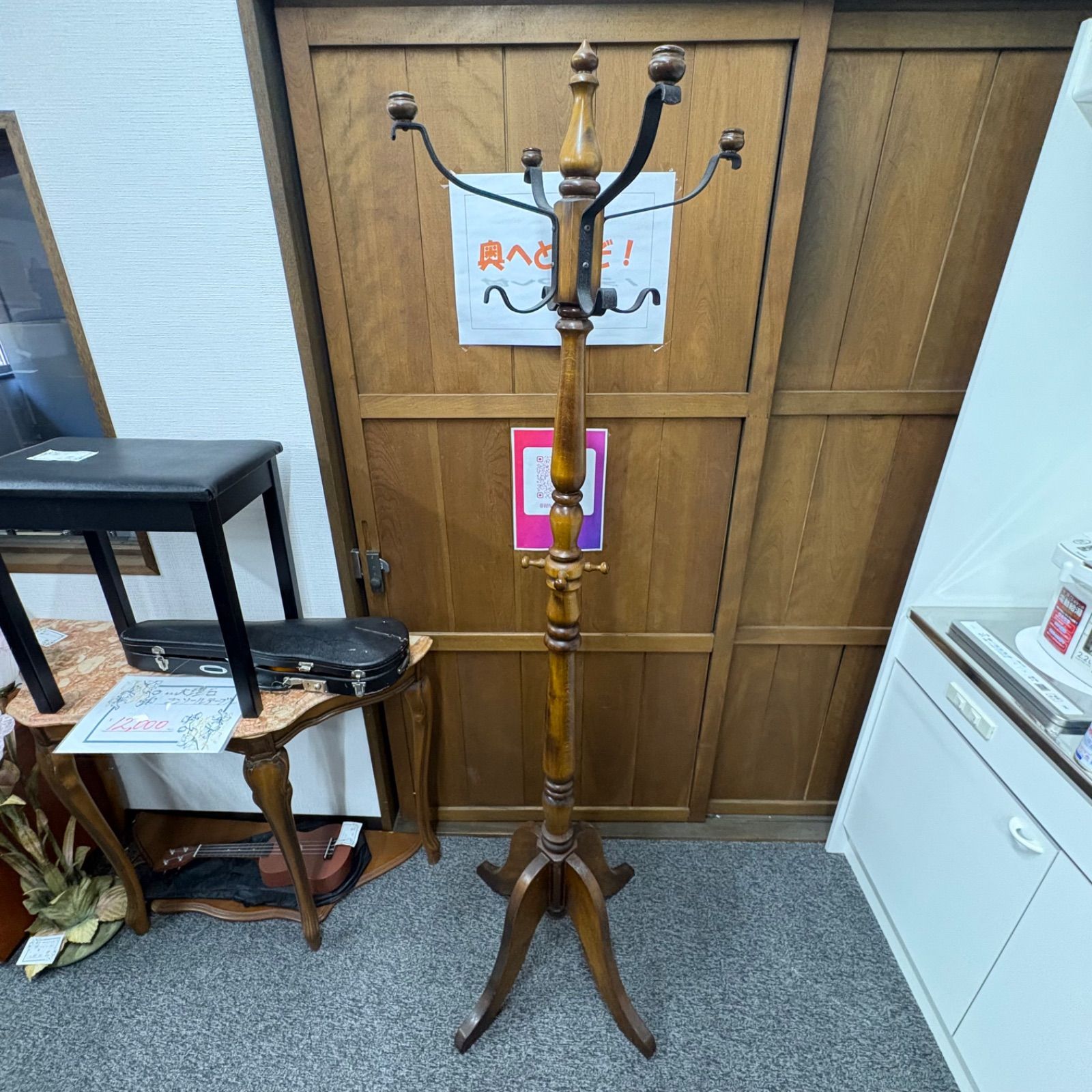 【極美品】karimoku カリモク コロニアル ポールハンガー ハンガーラック 早い物勝ち🏅Karimoku カリモク コロニアル ポールハンガー