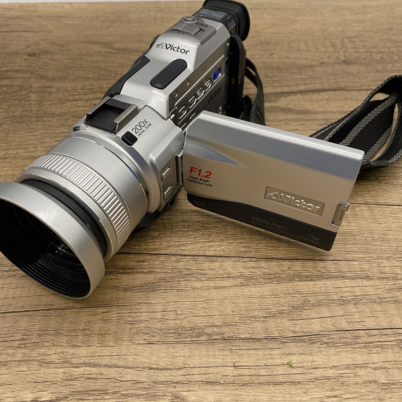 W-0084【ジャンク品】◇ Victor デジタルビデオカメラ GR-DV3000