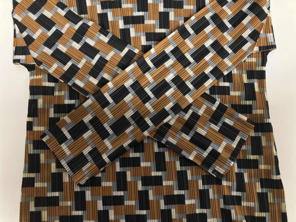PLEATS PLEASE ISSEY MIYAKE プリーツプリーズイッセイミヤケ 総柄